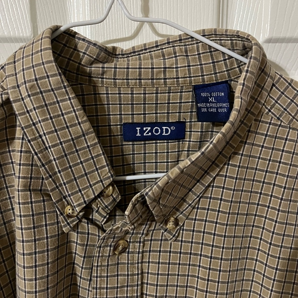 Izod button down - Picture 3 of 3